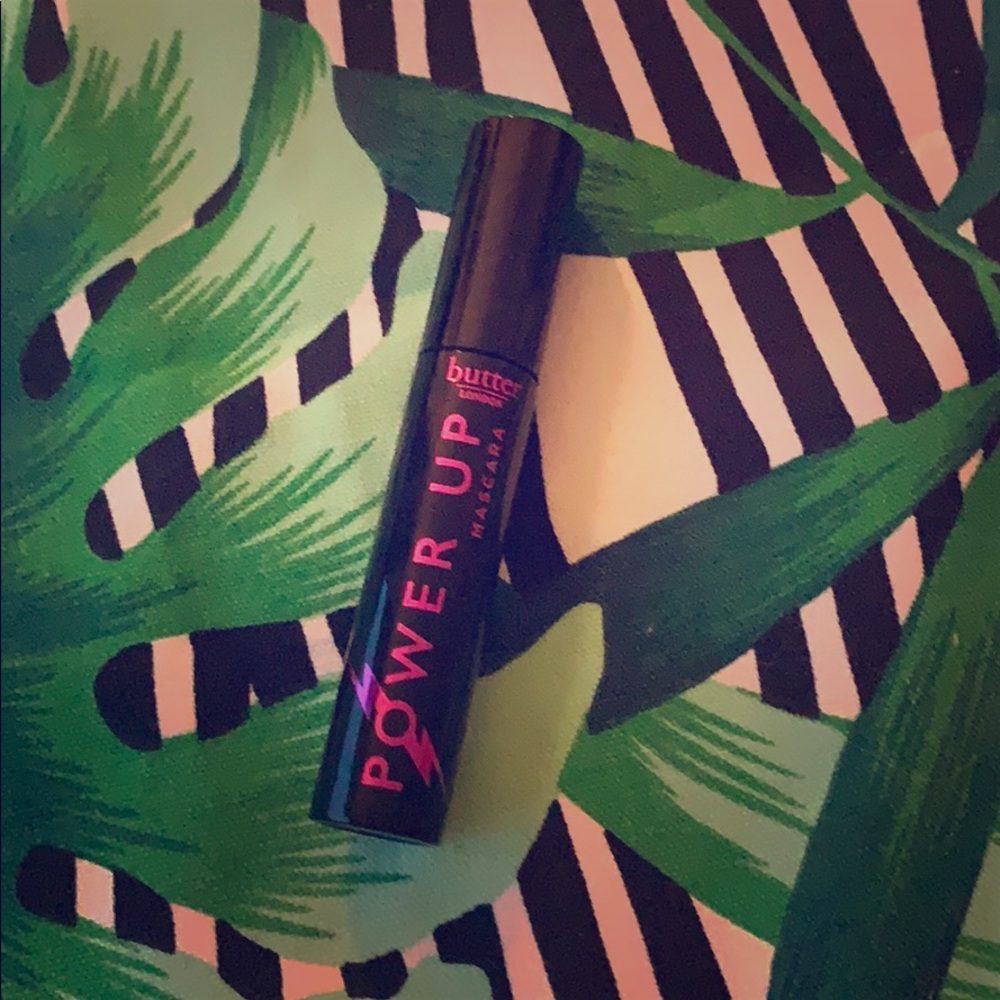 POWER UP mascara